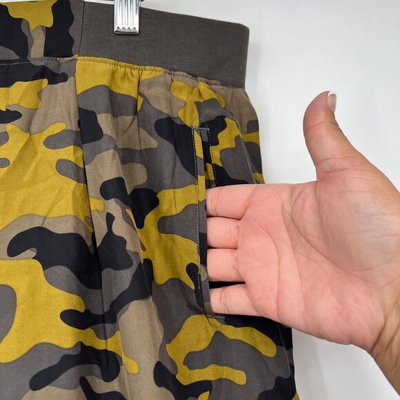 ATM Anthony Thomas Melillo Silk Camo Jogger High Waisted Pleated Pant Women’s XL - Picture 7 of 10